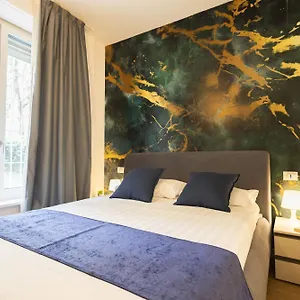 https://apt-porta-romana-cozy.it-lombardy.com